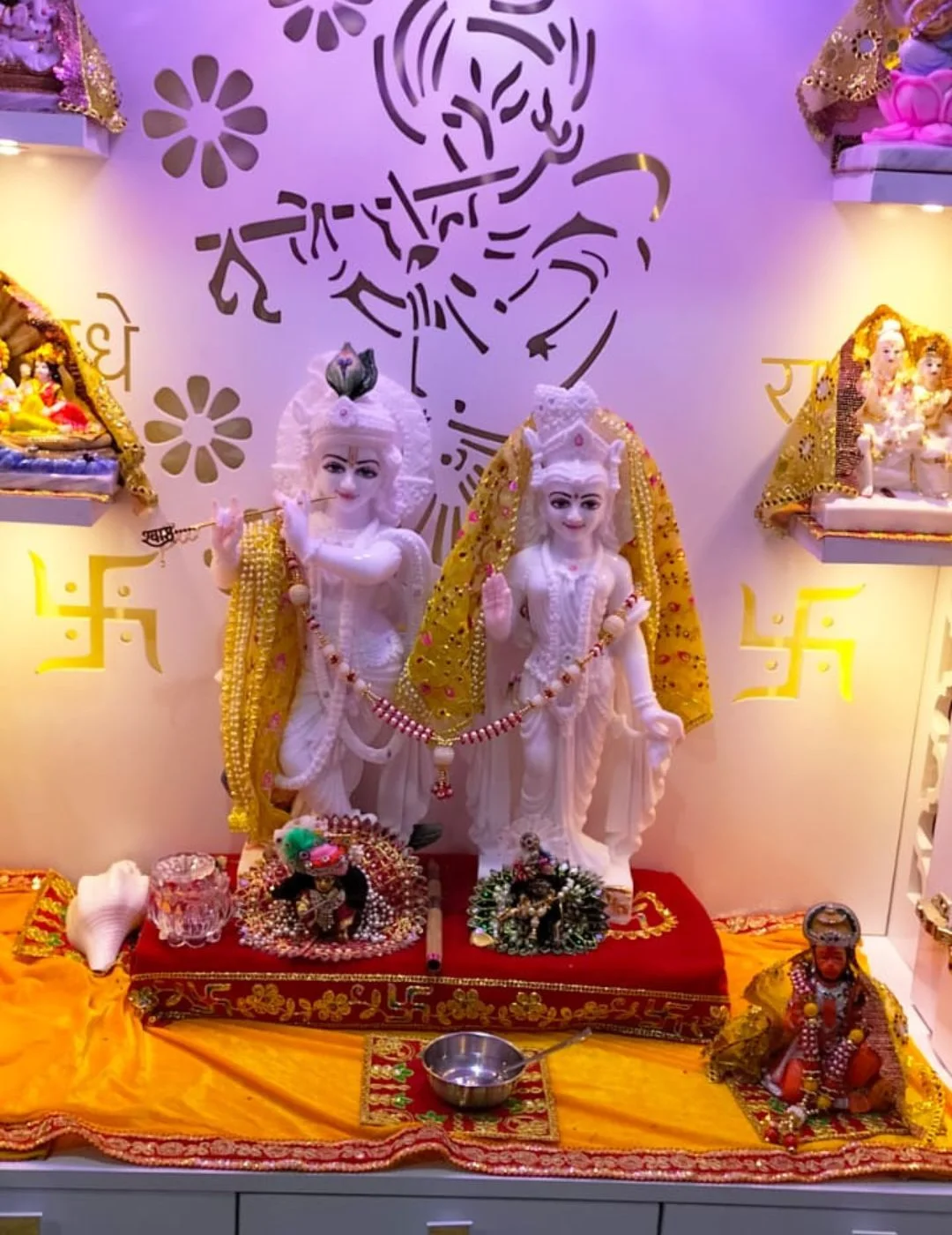 Makrana Marble Radha Krishan Statue